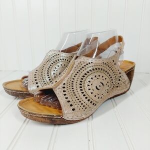 BONAVI ELINA Beige Leather Lasercut Wedged Sandal W680